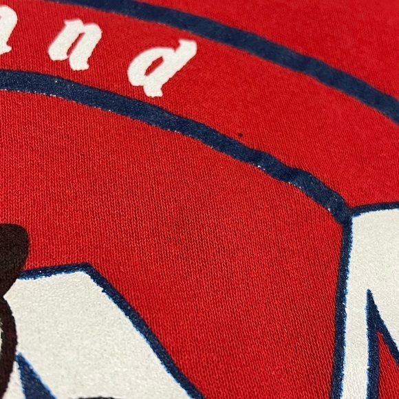 Vintage 1990s Mickey Mouse Disney Land Red Cartoon Graphic 90s Sweatshirt - Picture 6 of 9